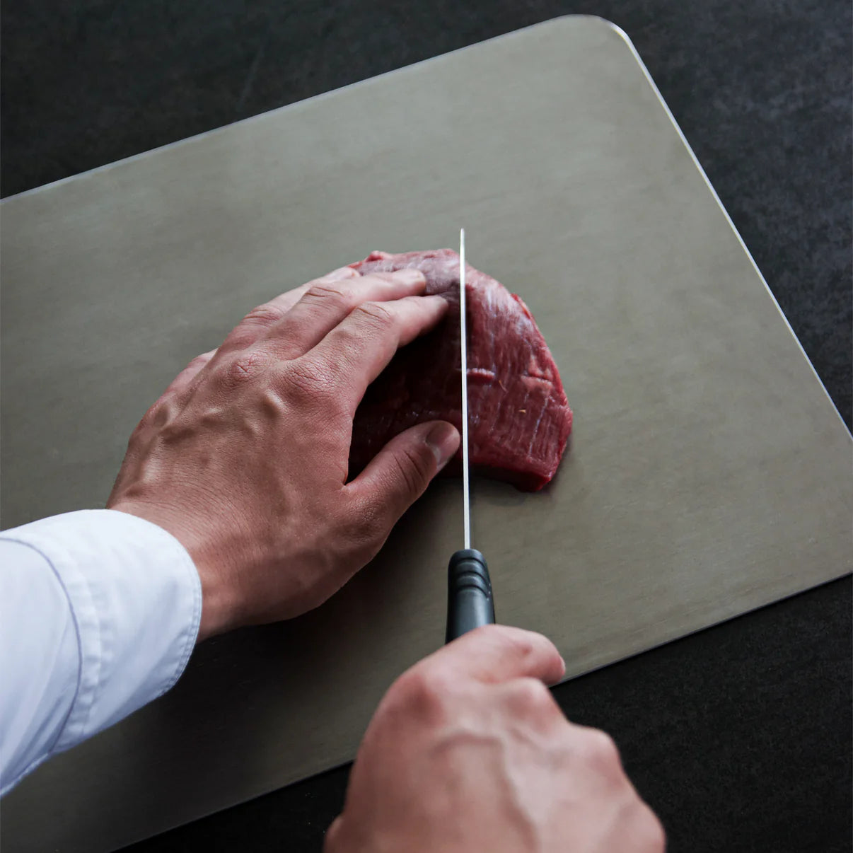 CozyApron™ Titanium Cutting Board